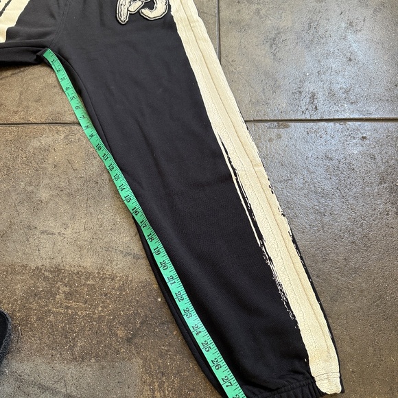Y-3 Men's Relaxed-Fit Sweatpants with GFX Logo Applique - Picture 2 of 12